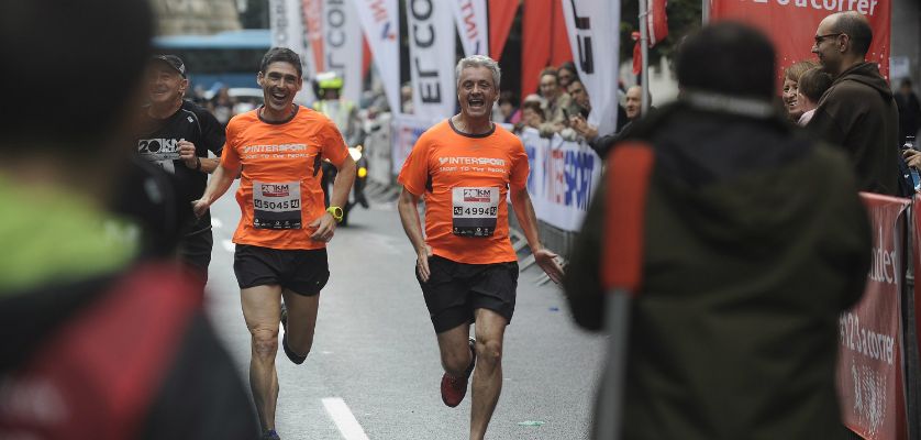 runnea_com's tweet photo. Seguimos dando caña con el tema del #Maratón: ¡10 mitos y una gran verdad por nuestro #coach @ImanolLoizaga! https://t.co/cefySvFBrw ;) https://t.co/6uTwD6VbKD