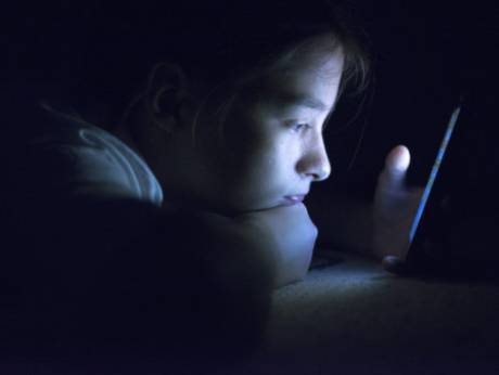 ScreenRetriever's tweet photo. Lack of #sleep is a big concern for #students due to their #internet use. https://t.co/dGBG5On8iy #health #cybersafety #ptchat https://t.co/pAsRCUqti2