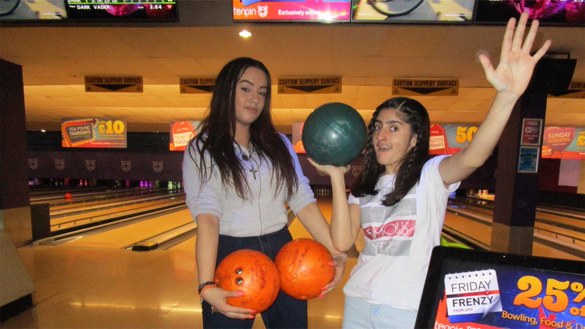 New Weekend fun ... Bowling &amp; Arcade vlog  - go check it out :) 

youtube.com/watch?v=5qkSUM…
