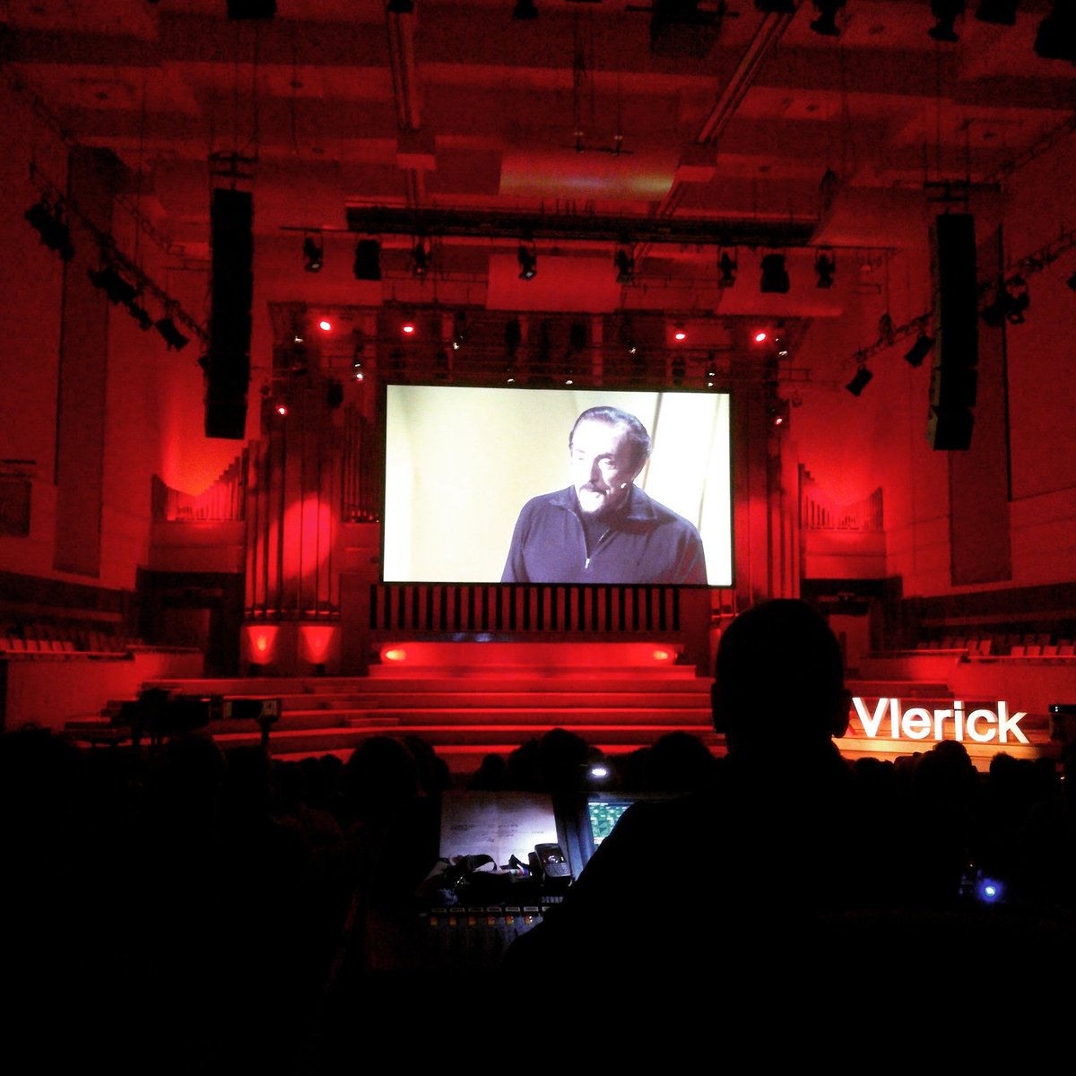 tedxvlerick's tweet photo. Et c'est parti! #TEDxVlerick https://t.co/yg6eF5Asba