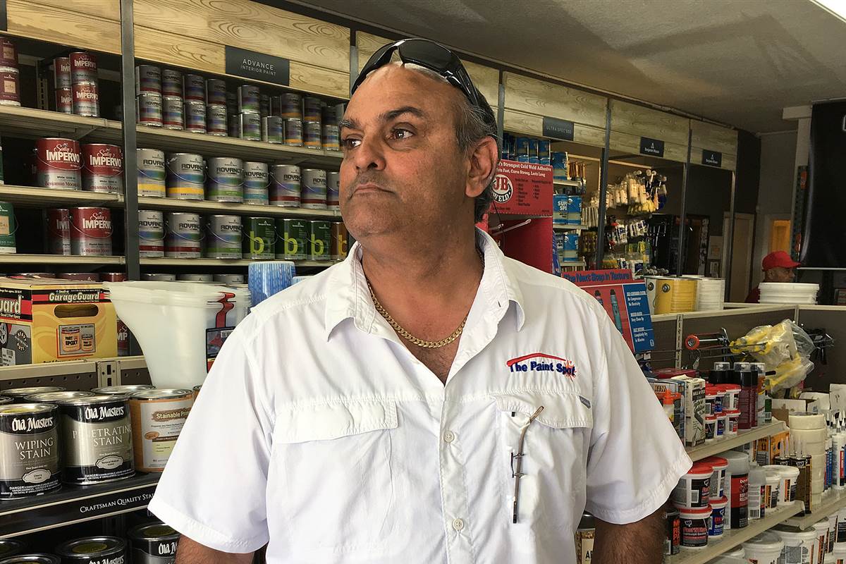 NBCNews's tweet photo. For 3 years, a Florida paint shop owner took on Trump over an unpaid bill. 
Then, in November, he voted for him. 
https://t.co/hGxuPIgZEw https://t.co/TJEc5TkpVf