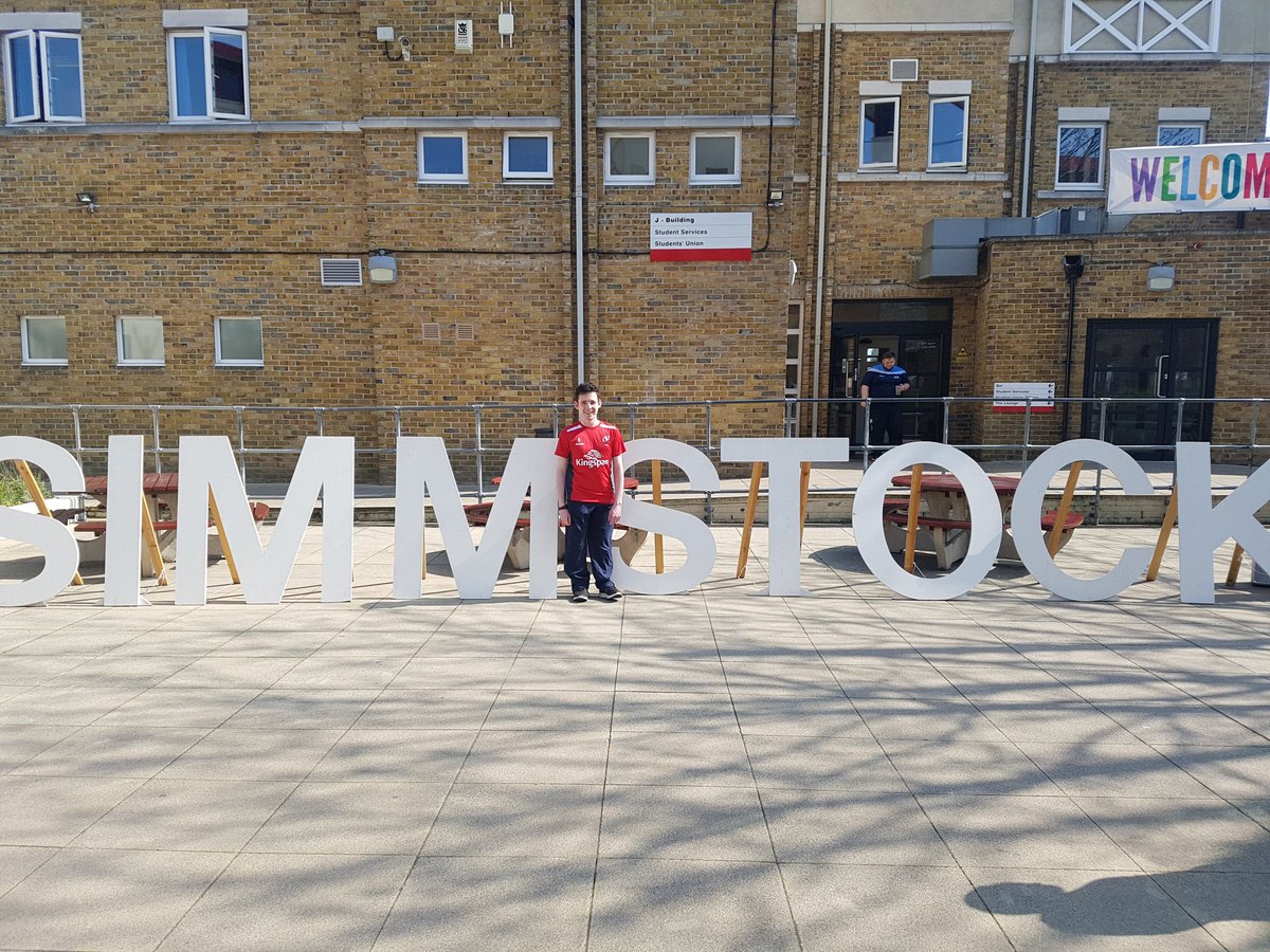 conalbaxter's tweet photo. It's that time of the year @stmaryssu @smsuvpcommunity #simmstock https://t.co/wudM7srYDU