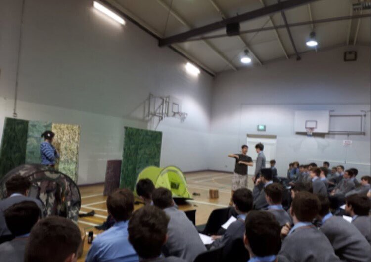 ArdscoilRisLimk's tweet photo. 3rd Year German students enjoying an Onatti Productions play "Auf dem Camping Platz" today. #PlurE @e_plur , @OnattiProdsLtd https://t.co/eWn1cHjOKw
