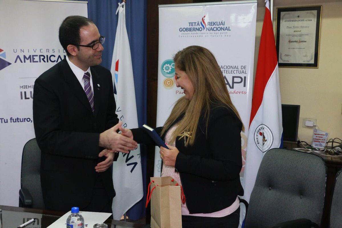 Real_PatriciaSt's tweet photo. Hoy firmamos el Convenio entre la @dinapipy y la @uamericana https://t.co/20eq3KpcYJ