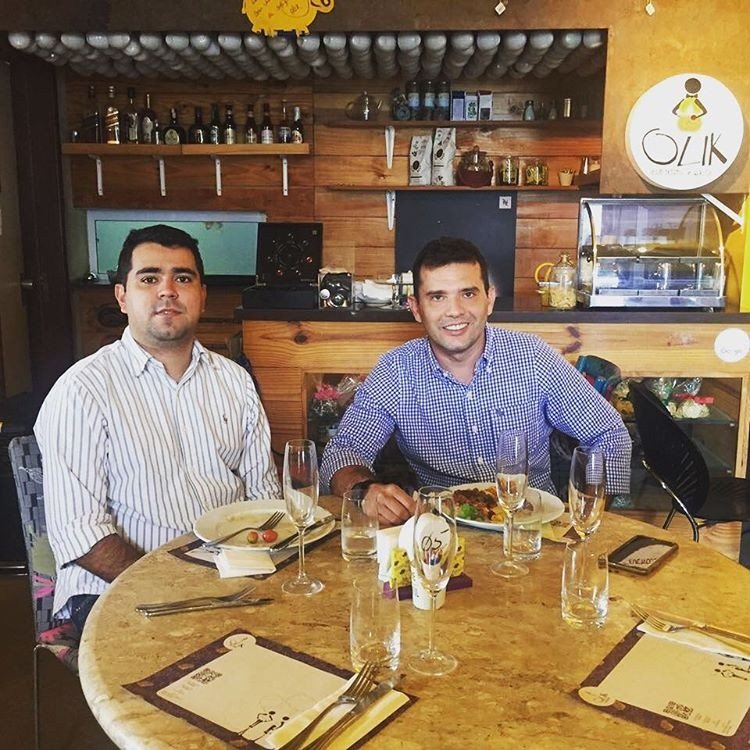 olikbistro's tweet photo. Quem esteve hoje conosco, nos honrando com sua presen... https://t.co/OsYlPllKY1 https://t.co/K5OIyUwn6f