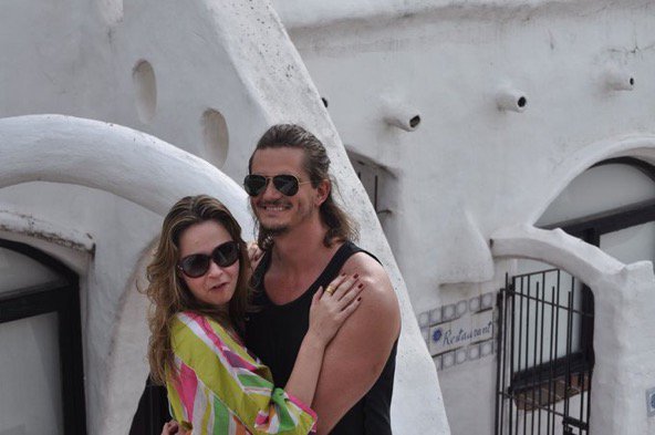 Do @sitevirgula: BBB: Marcos diz no Instagram que a ex-BBB Ana Paula Renault o ignorou fora da casa https://t.co/dX4tpvryrx https://t.co/WymnceRWwR