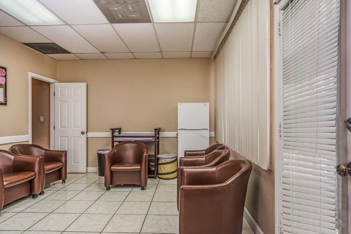 andersonreg's tweet photo. JUST SOLD!!!
46 E Market St Long Beach, CA 90805
Get your free home evaluation here: https://t.co/qGJO9zdYSr
#AndersonREG #justsold https://t.co/DXu097NP8P