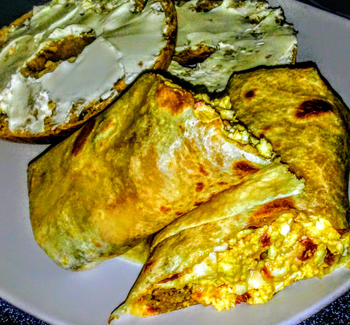Internati24's tweet photo. Breakfast wraps and a bagel https://t.co/foQ2Q3AJYH