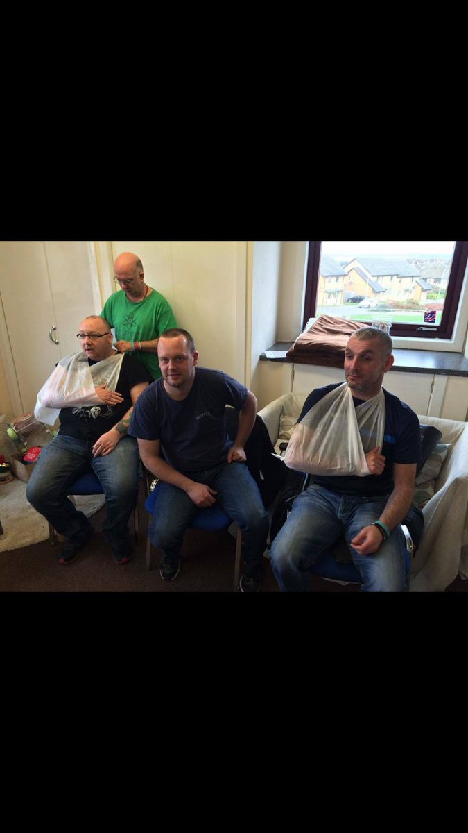 firstaadr's tweet image. Excellent days training @DADSWORK congratulations to all dads. Lots of fun and wgreat group of dads. Well done! #eastlothian #FirstAid