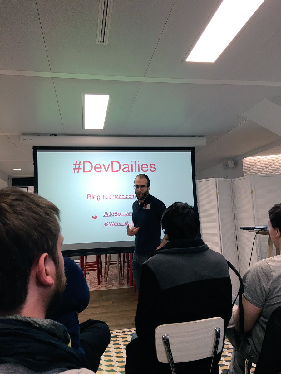 zaiste's tweet photo. #devdailies an interesting concept of daily learning sessions by @JoBoccara at @swcraftparis https://t.co/SSc9Ix9Be7