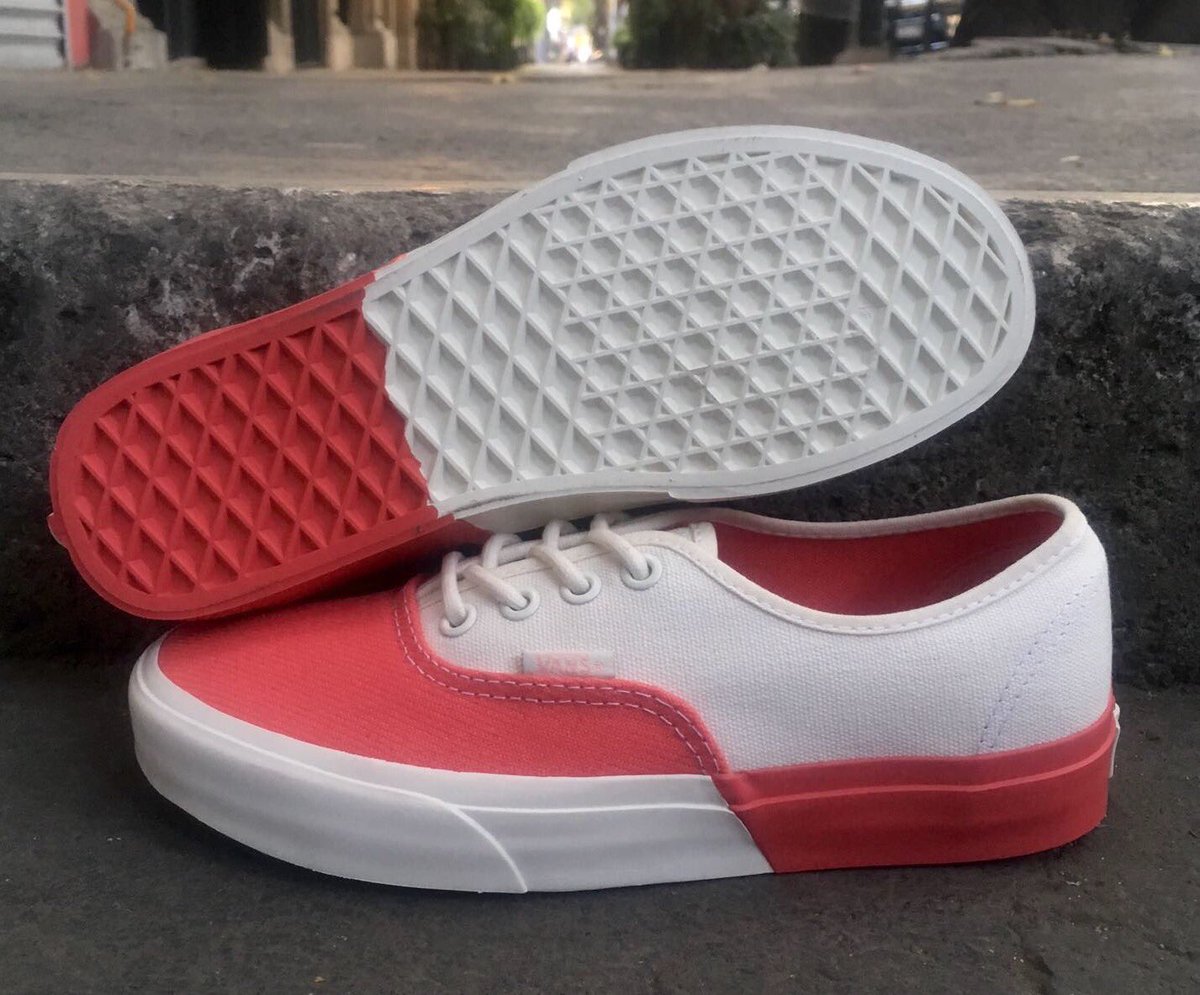 elnierika's tweet photo. #authenticdx x @vansgirls_mx x #elnierikaroma #livingoffthewall https://t.co/cZMG3HM3rB