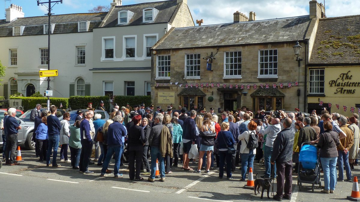 SueRyderWinch's tweet photo. #Winchcombe #Cotswolds Visitors and locals alike loved the 1940s' event last weekend. https://t.co/fLdWzffFEV