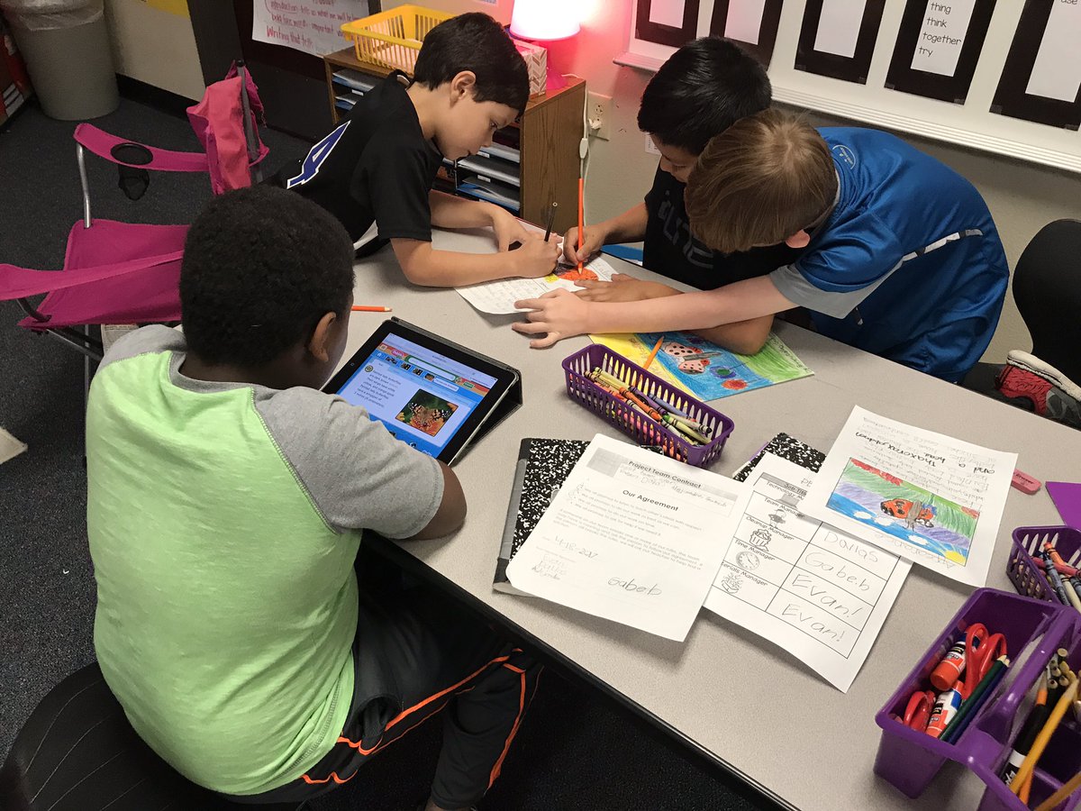 YMcCready_RES's tweet photo. Collaborative writing in SCIENCE!!Researchers learning about Butterflies so they can be good caretakers!
@triciadhanson https://t.co/PTTU0Dqpjp