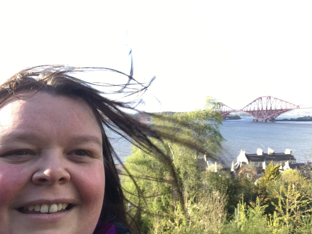 floasis82's tweet photo. Lovely evening for a walk! #scotland #windy #burningears https://t.co/F93lgmJsLk