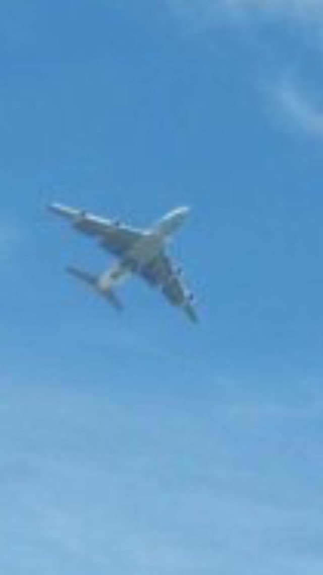 thescootermcgee's tweet image. Air Force One-Denver 4/25/17 OR is it "Looking Glass" In prep for Operation Gotham Shield? Colorado target? #falseflagalert