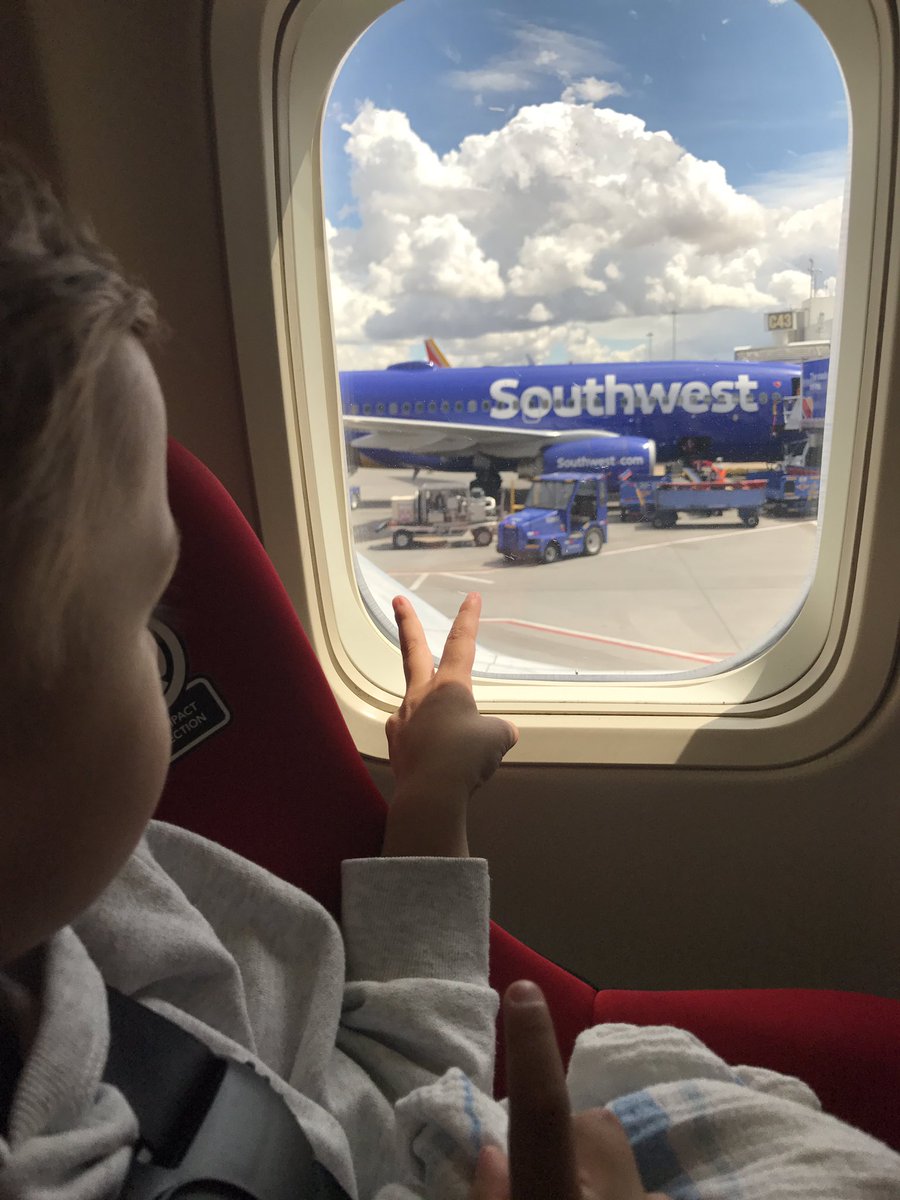 kiramullis's tweet photo. Off to Disneyland! @SouthwestAir #dreamscometrue https://t.co/H7nWKpfLjd