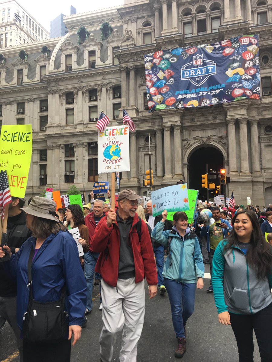 NeumannUniv's tweet photo. Neumann University students & faculty joined more than 20,000 people at #MarchForSciencePHL last Saturday. #NeumannUniv #scienenotsilence https://t.co/ooPh4iPKCB
