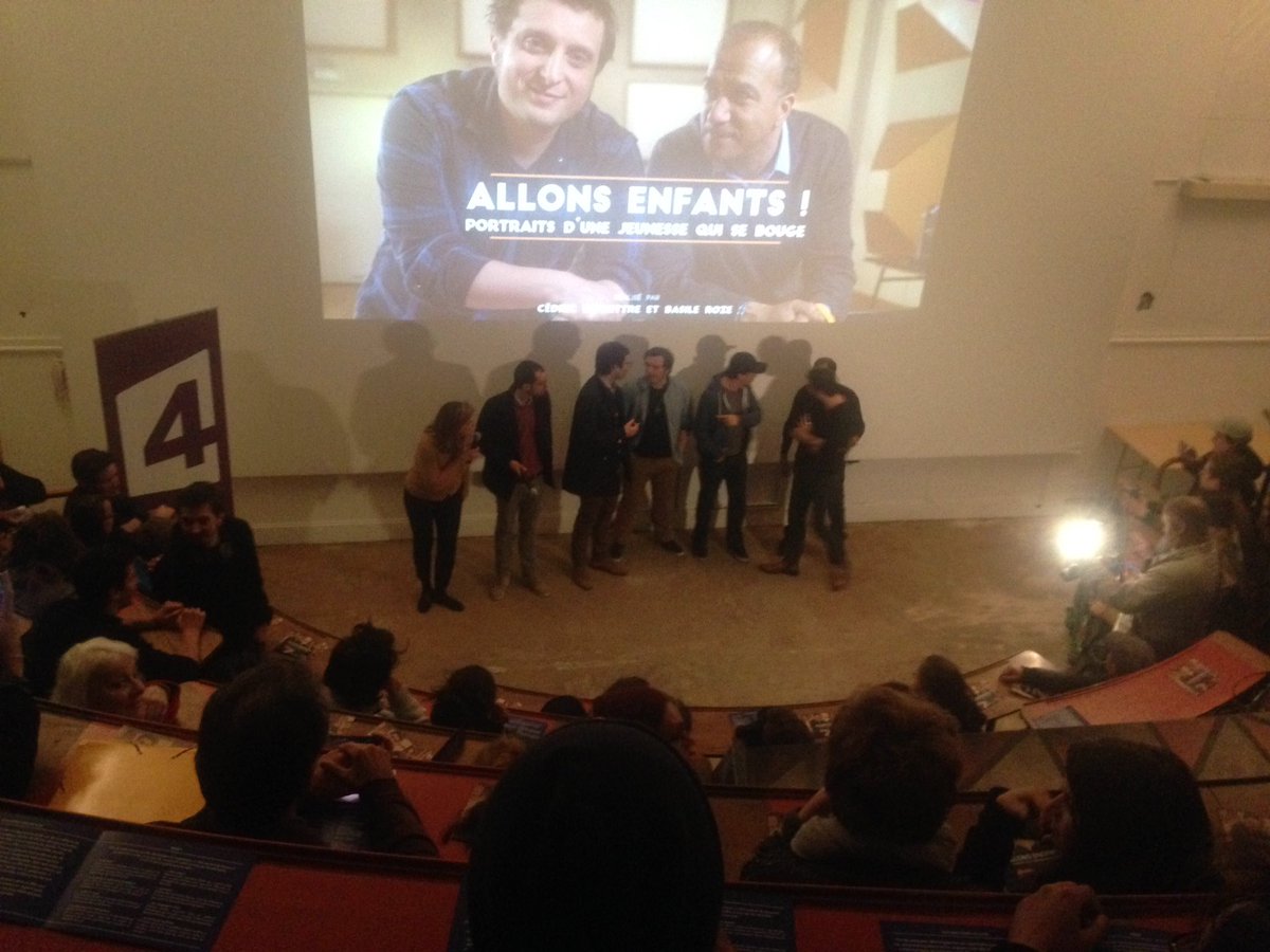 claudedrapeau3's tweet photo. Beaucoup de monde pour cette projection France4 dans un lieu atypique #France TV #allonsenfants https://t.co/J4rVyhrtMc
