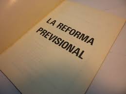 votomovilCL's tweet photo. ¿Crees que es buena idea enviar proyecto de #ReformaPrevisional en año electoral? Vota y comenta en https://t.co/SzK7ZW9duq https://t.co/bdm88qSvms