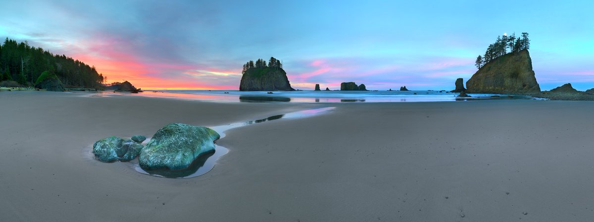 RodneyLoughJr's tweet photo. One of my favorite shots from @OlympicNP . Hope you enjoy it!
#FindYourPark #beaches #sunrise

See more here: https://t.co/r23IEs9Ay9 https://t.co/PHpZEmahCV