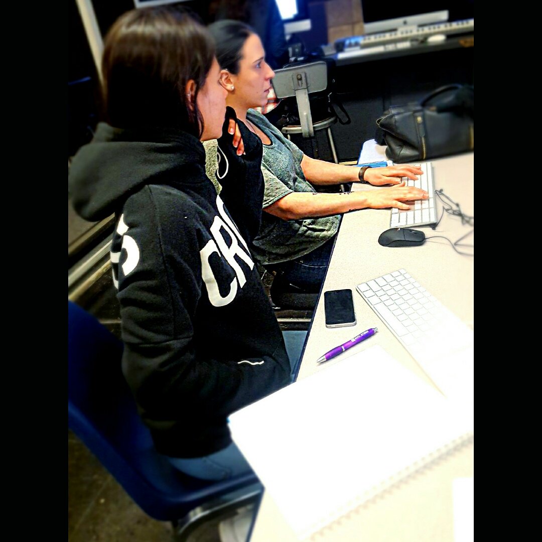 IARRecords's tweet photo. Concert Promotion team hard at work 💪💪💪 https://t.co/qwT1ChsyVy