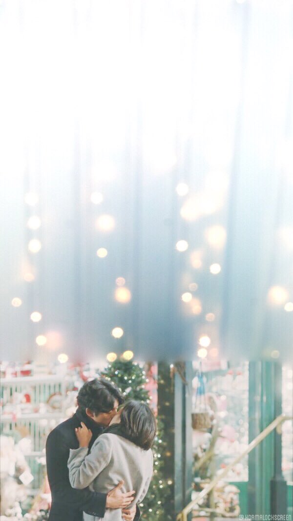 kdrmalockscreen's tweet photo. Goblin Pt.2🍁
~If used please RT &amp; mention us &amp; give credit♥️~
#kdrama #goblin #GongYoo #GrimReaper #GoblinsBride #leedongwook #도깨비 #KimGoEun https://t.co/T8ZrMHibNi