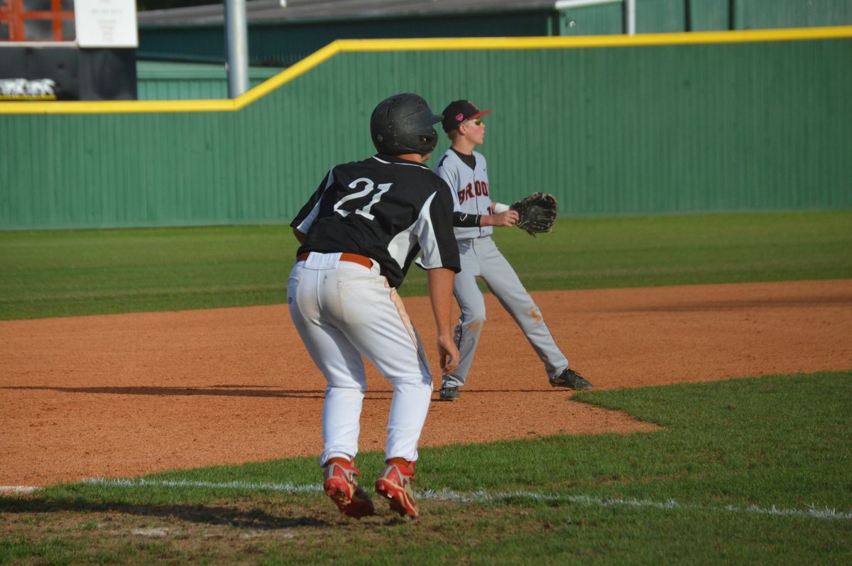 Player1st365's tweet photo. Here are 3 of our it's playing for @ahsbaseball #Player1st https://t.co/qjliVE1pQ3