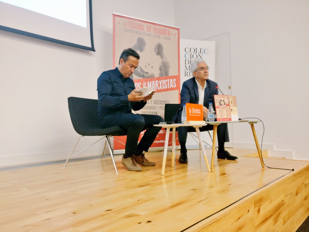 latermicamalaga's tweet photo. "Hoy hablamos de filósofa y religión" @BasilioBaltasar introduce el taller de de Juan Arnau en @museorusomalaga 'El budismo y la credulidad' https://t.co/Kj8uclpkXG