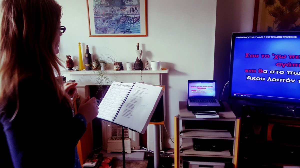 giameaki's tweet photo. #Singing #Lesson #Greek #music #love #teaching https://t.co/eu0XZSFcVY