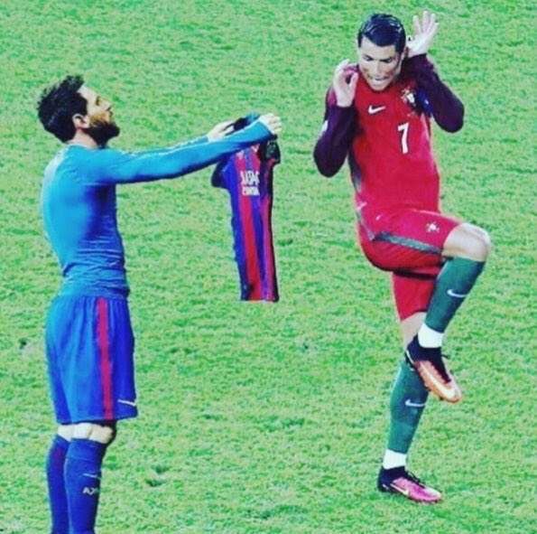 FootballFunnys's tweet photo. They keep coming 😂 https://t.co/TcvQVe7Dyg