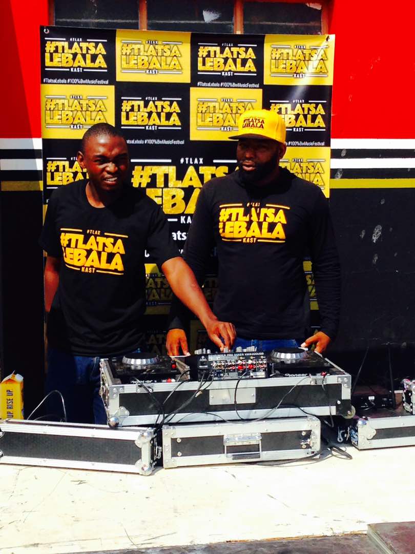 Ithuse1's tweet photo. Our Campaign Ambassador Kast at the Ithuse launch &amp; testing event held earlier today at Bontleng. #knowyourstatus #tlatsalebala @kastalion1 https://t.co/okxVGTqtLO