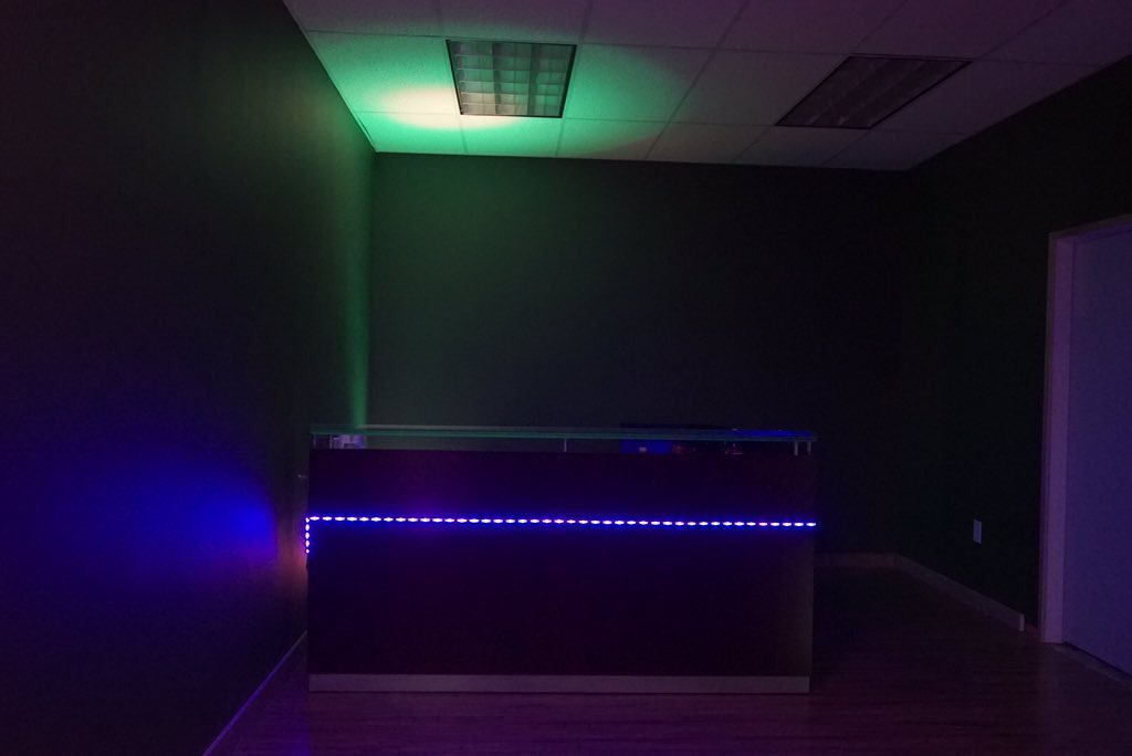 RAR3HOUSE's tweet image. HQ

Inquire for venue rental: live music, art shows, 420 events, yoga+fitness, educational classes, photo/video production, +