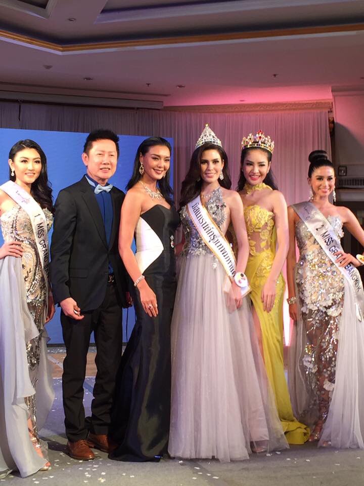 BallGratitude's tweet photo. ขอขอบพระคุณ 3 รางวัลพิเศษครับ
👑 Perfect Skin By D&amp;C Diamond Skincare 
👑 Miss Ultimate Collagen 
👑 Greatest Star 
#missgrandbangkok2017 https://t.co/wNxJNvpNVY
