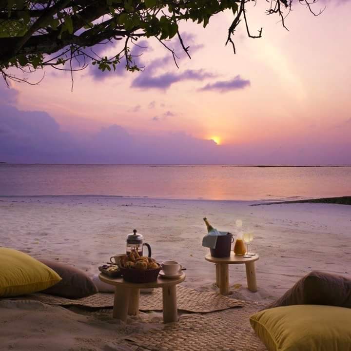 sergiodesiena's tweet photo. ...un aperitivo dove capita ....
#romanticando https://t.co/b5X1RY9zeY