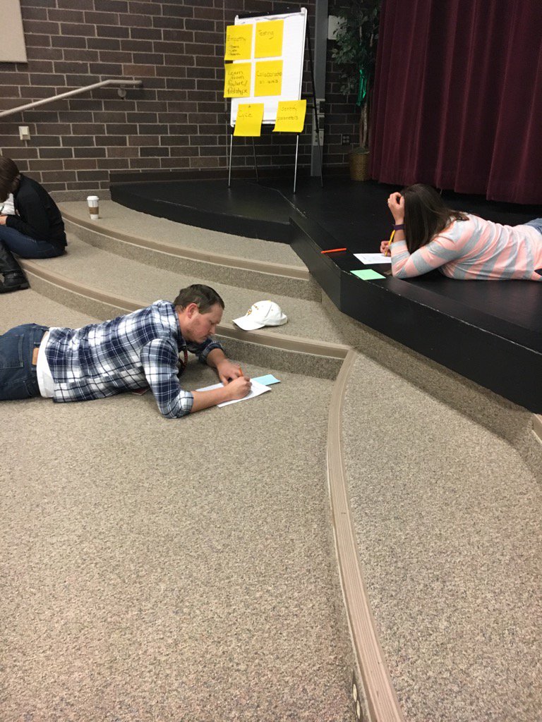 RobinKanaan's tweet photo. Just another day of collaborating for kids !  @isd192 @MrHowardZ @knowledgeworks #teachersarelearnerstoo https://t.co/YwgrZj11A7