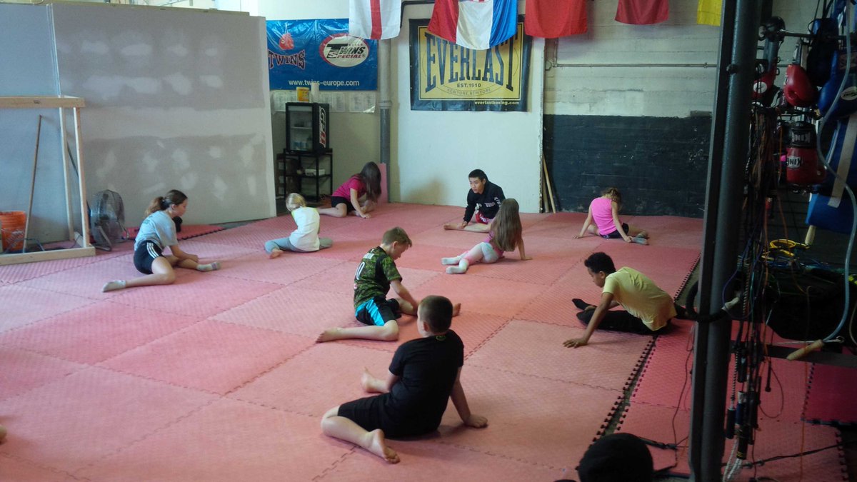 GuelphMMA's tweet photo. Little Strikers at Guelph MMA #kickboxing #guelph #GuelphMMA #rocky #boxing #bestinguelph #tryaclass #coach https://t.co/QEr24A39DW