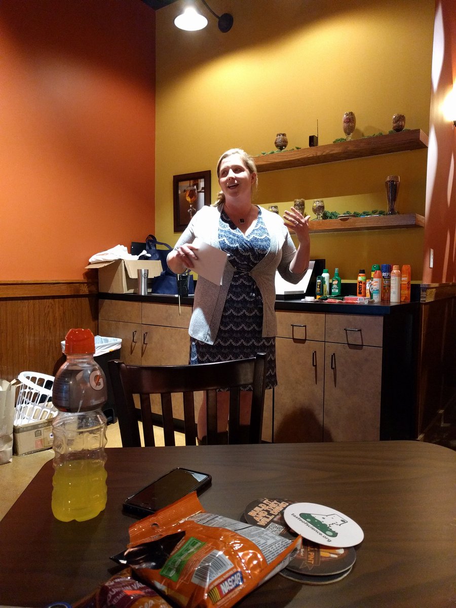 How lucky are we to hear from an actual entomologist about mosquitos on #WorldMalariaDay! <a href="/tasteofsciKNX/">taste of science Knoxville</a> <a href="/CasualPint_HV/">Hardin Valley CP</a> #tastesci