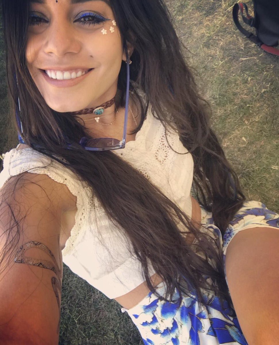 Vanessa Hudgens on Twitter: "Ugh Coachella was just the best  https://t.co/v2Ren6QYfc" / Twitter