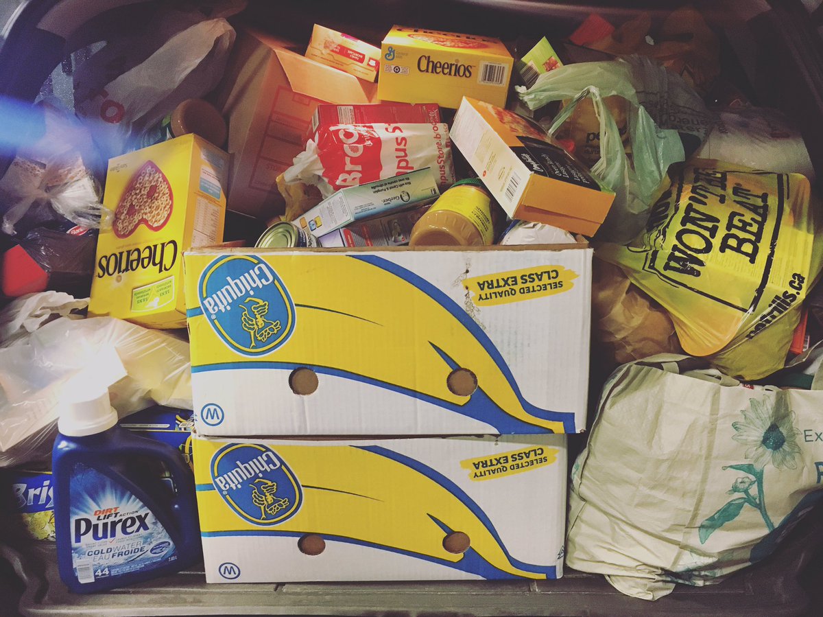 Kaw_FoodShare's tweet image. WOW!!! Our volunteers just collected 867 lbs from our grocery store bins across the city!! Thank you @Ptbo_Canada !!! ❤