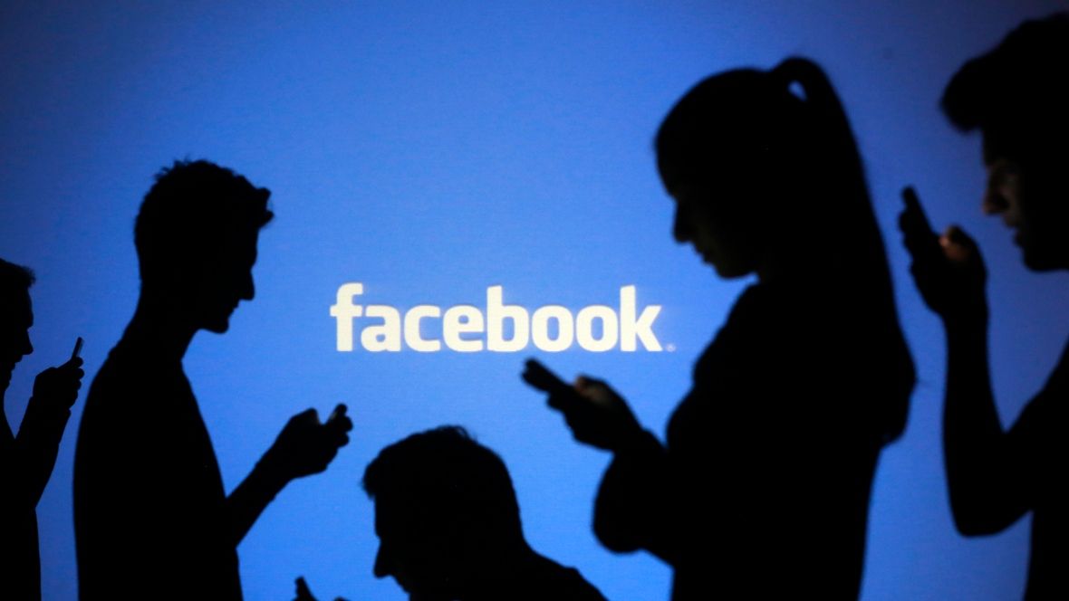 CBCNews's tweet photo. New column by @ramonapringle
Facebook says its mind-reading project is all about improving our lives.
Yeah, right… 
https://t.co/qTfKj6kQpt https://t.co/qOafUpy82W