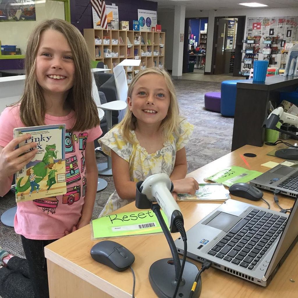 Check us out being independent in the library. ift.tt/2q2fR3s