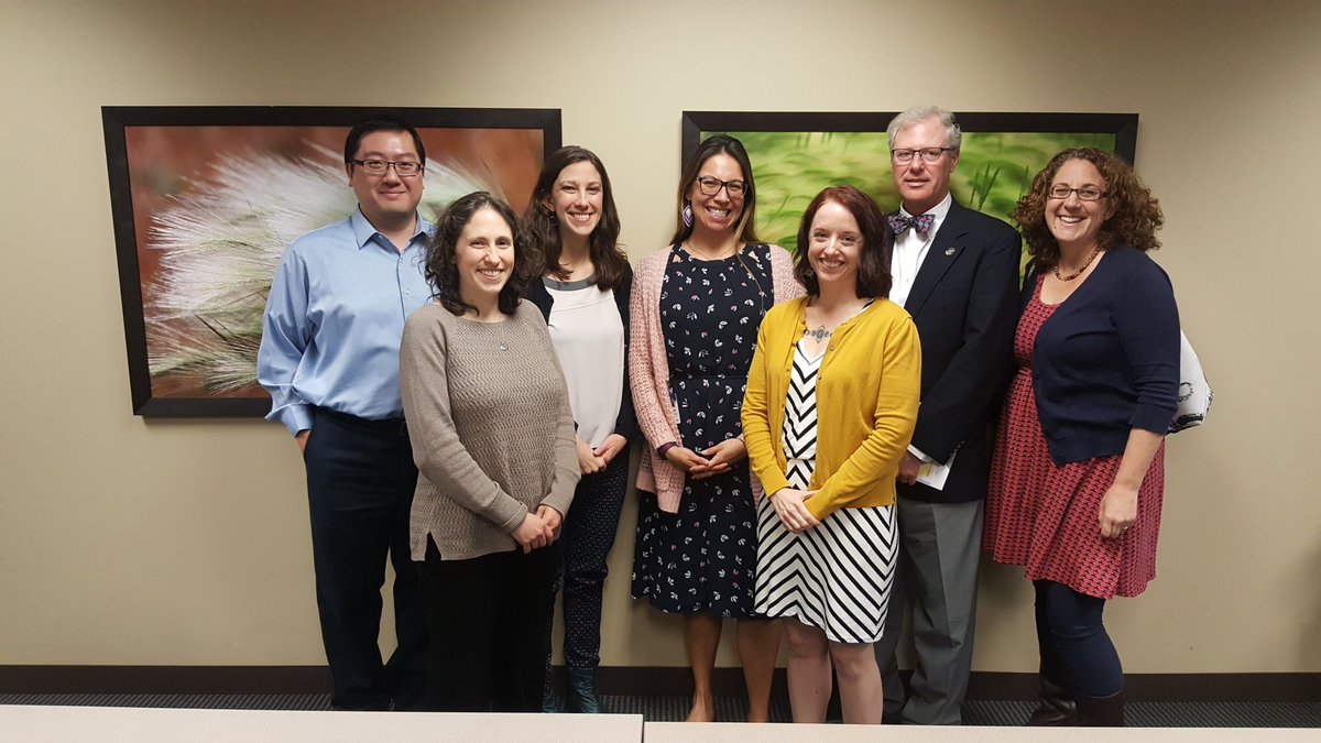 SanfordPROMISE's tweet photo. Really enjoyed discussion with @CRCAIH & @pgEDorg - ideas to create open discussion on genetics with SD communities #DNADay17 https://t.co/Q3CxDUlKWA