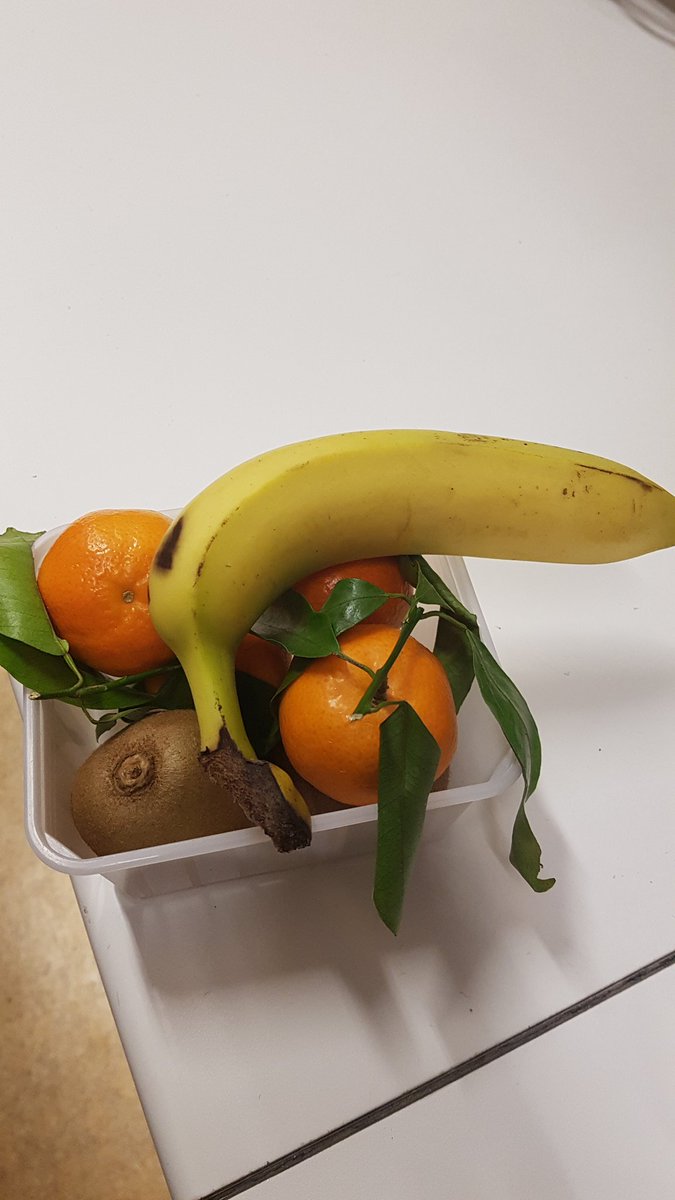 #hkmfit <a href="/S_Lalanne/">Stéphane Lalanne</a> @Melaniepgnr # vitamines  !!!