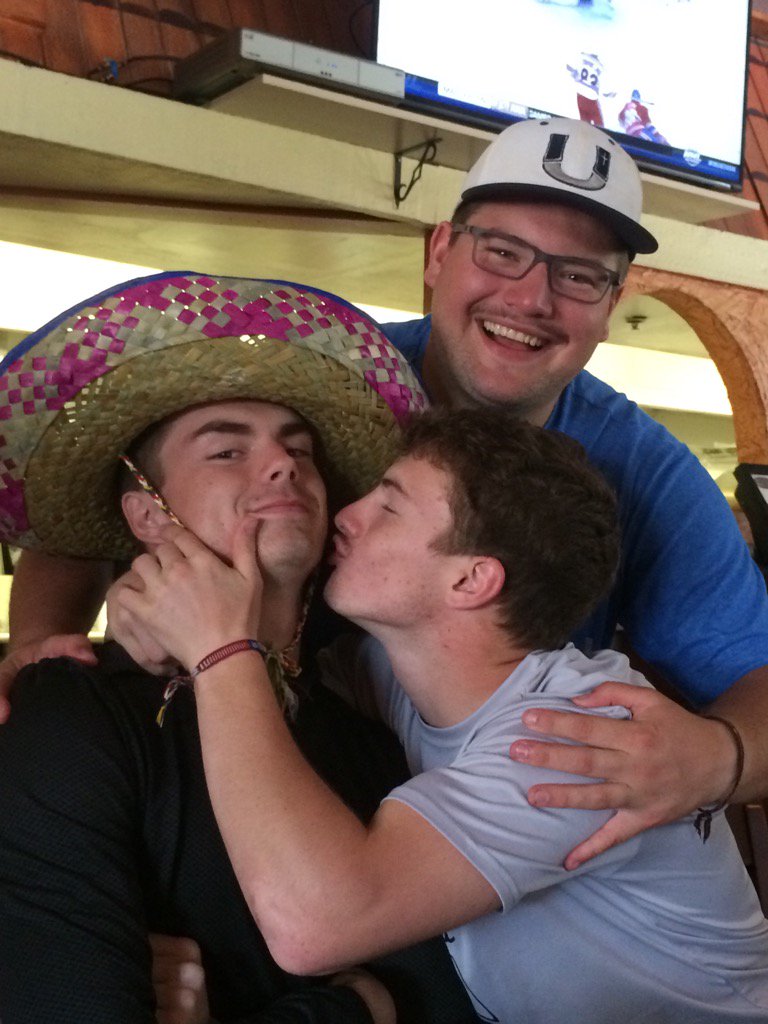 Celebrating the 17th birthday of "Handsome Rob" after the baseball tournament. Happy birthday!@unionchristian