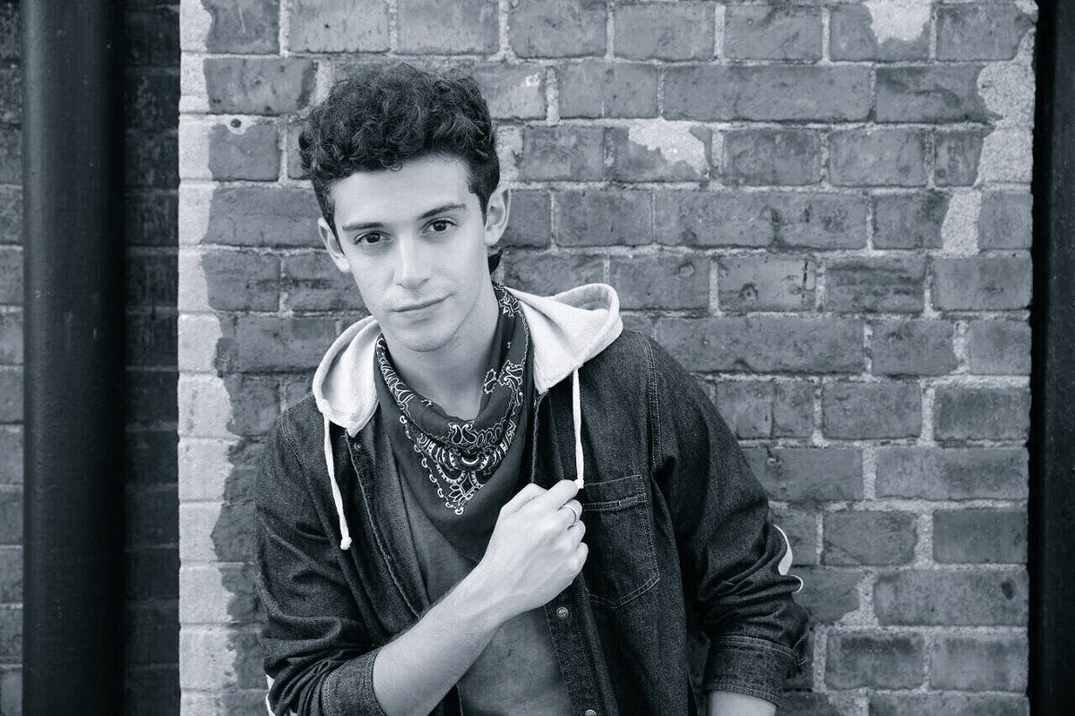 Buen Día ❤️ si todavía no vieron el vídeo de #FoolForYou aquí el link youtu.be/wsfEoGlokb4 gracias x tantas views en 24h <a href="/buddiesoficial/">buddies</a>