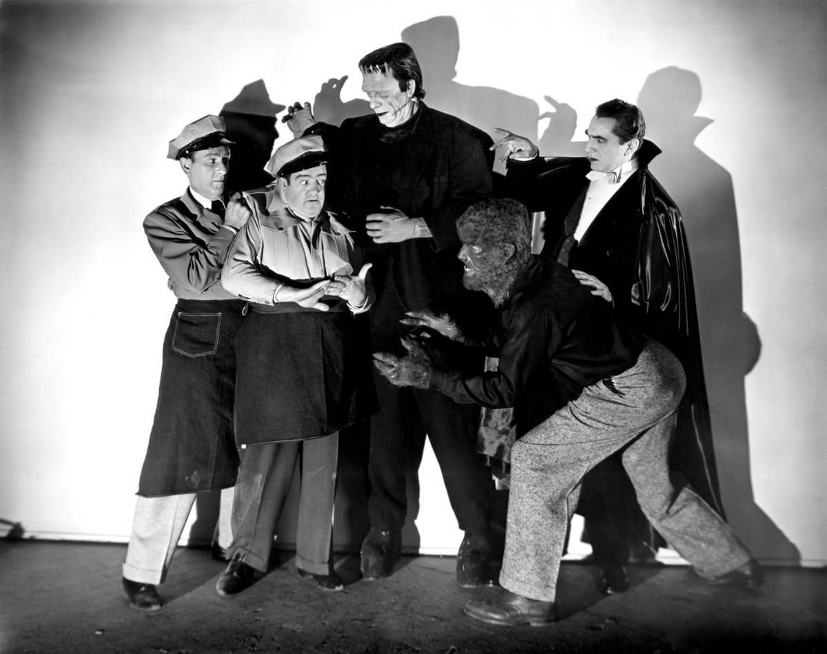OldSchool1000's tweet image. A true meeting of all three movie monsters would have to wait until Abbott and Costello met Frankenstein et al.