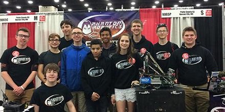 PLTWorg's tweet image. Congratulations to the Phantom Robotics Team from @PlatteCountyR3 for placing 2nd in the @VEX World Championships! bddy.me/2qbRbor