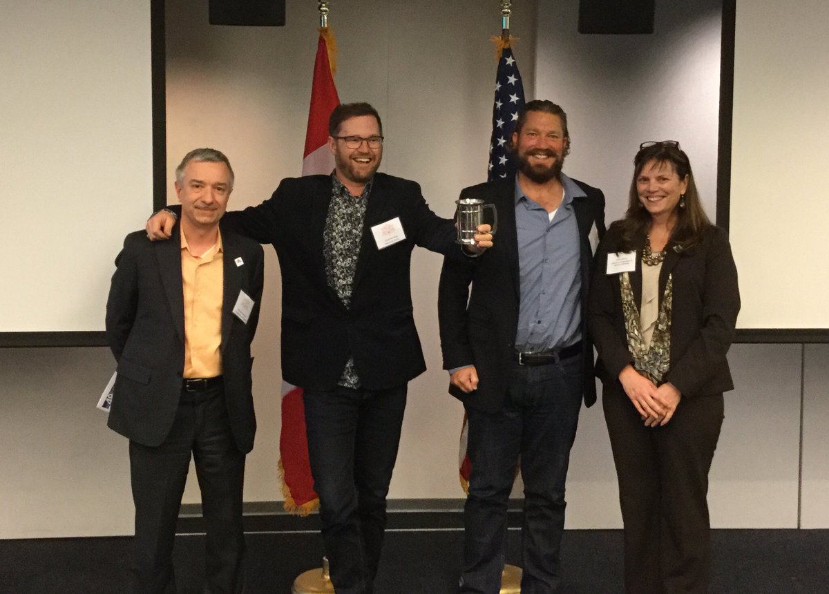 CanCGBoston's tweet photo. Congrats to @HemmingsHouse, winner of best presentation award, tech category! #48HrsInTheHub #CdnTech https://t.co/F8ecGTM1CB