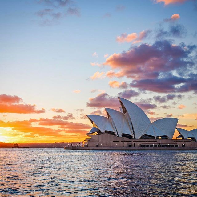 Oh #Sydney, we never tire of your beauty (via IG/sebruizphoto)