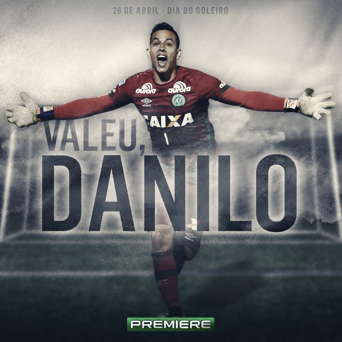 canalpremiere's tweet image. No Dia do Goleiro, nada mais justo do que homenagear quem olha por todos eles lá de cima. 
Valeu, Danilo! Você é eterno!
#oMelhorTimeÉoSeu
